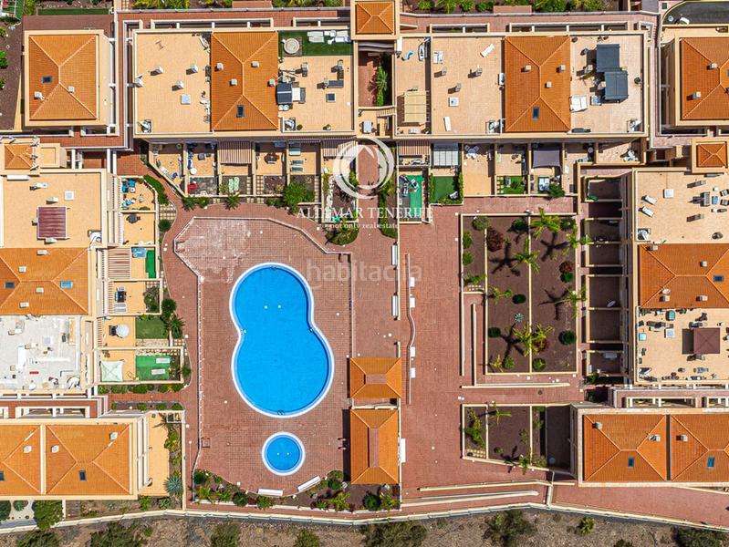 Foto 318eaf76-ac89-4313-9905-42cc85493642. Apartamento ático con espectacular terraza panorámica en costa el madroñal en Adeje
