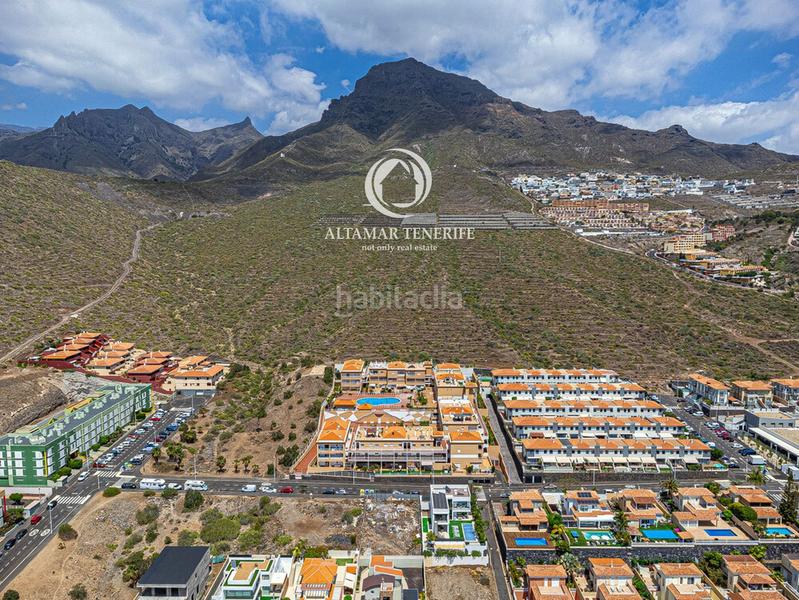 Foto 4e35348c-b2a3-4660-b067-41b67507d127. Apartamento ático con espectacular terraza panorámica en costa el madroñal en Adeje