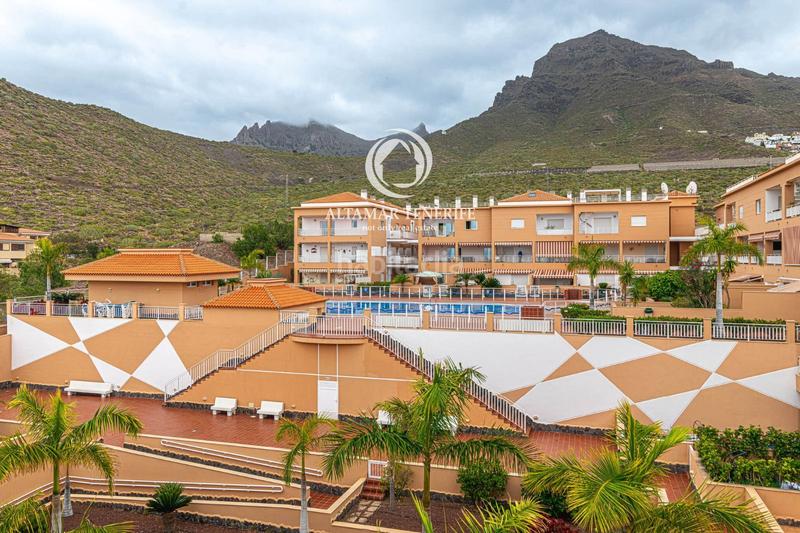 Foto 7f132e44-8582-4818-bfa6-517b3829c489. Apartamento ático con espectacular terraza panorámica en costa el madroñal en Adeje