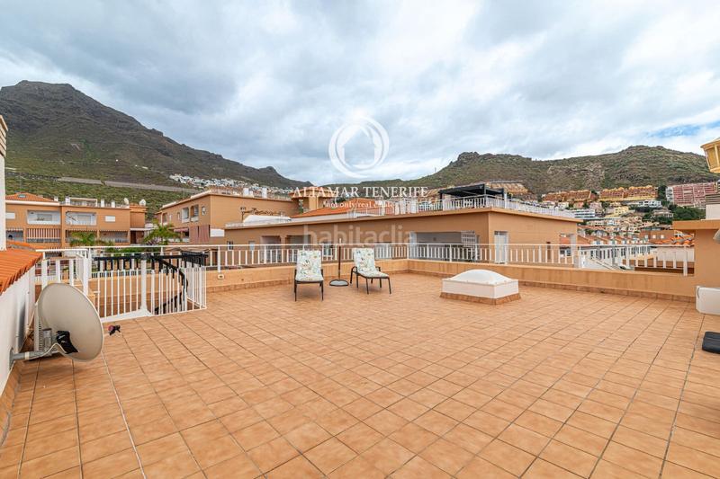 Foto 8d90797b-2ef7-4421-9e8a-13c168ee249a. Apartamento ático con espectacular terraza panorámica en costa el madroñal en Adeje