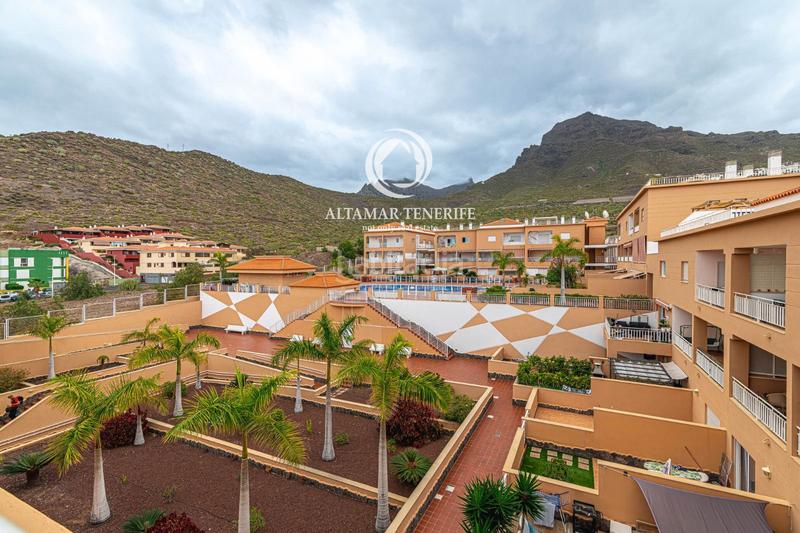 Foto c31b4c5d-60f9-448b-ad02-c5e4c633c251. Apartamento ático con espectacular terraza panorámica en costa el madroñal en Adeje