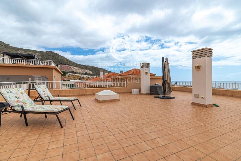 Foto d2086196-ce9e-46d8-8e27-af79310c5275. Apartamento ático con espectacular terraza panorámica en costa el madroñal en Adeje