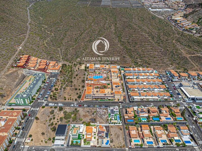 Foto e40ac134-1684-4c70-aba3-26460d6544d3. Apartamento ático con espectacular terraza panorámica en costa el madroñal en Adeje