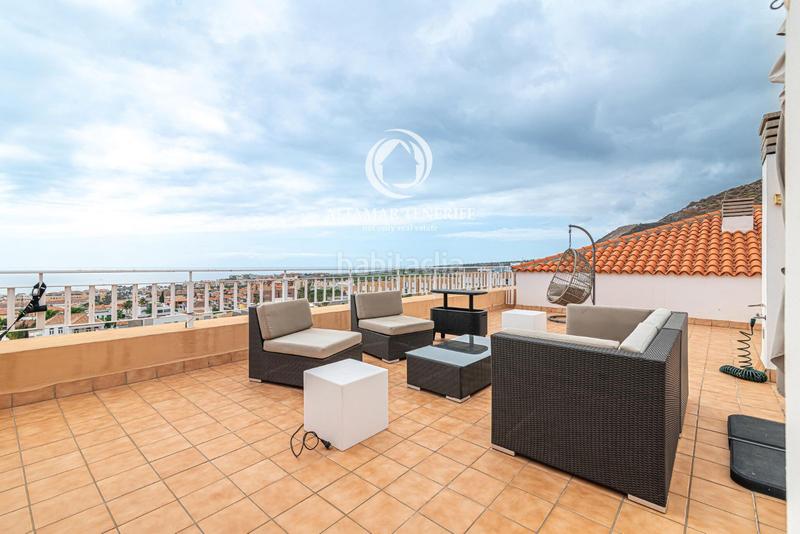 Foto e8c92fa2-9287-4848-be3d-8d7a38bc3d8c. Apartamento ático con espectacular terraza panorámica en costa el madroñal en Adeje