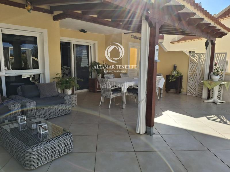 Foto b6a4926c-360e-4645-8b09-6019da1c84f1. Casa adossada amb aparcament piscina a Playa Fañabé Alto Adeje