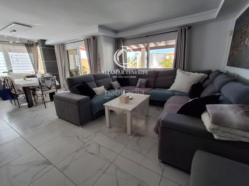 Foto e8fb3721-eb37-4aac-8bc1-714b8a3d124e. Casa adossada amb aparcament piscina a Playa Fañabé Alto Adeje