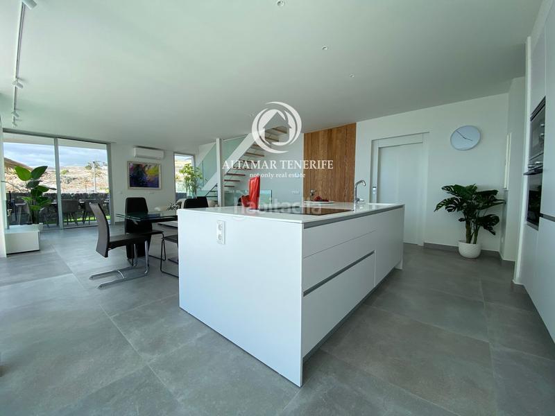 Foto ab42b85e-5014-4aec-b418-f4478ab87a2f. Maison avec parking piscine dans Callao Salvaje - Playa Paraíso Adeje