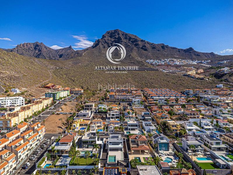 Foto 0143a6c1-bf70-4b50-8760-36d147b83fee. House with parking pool in Playa Fañabé Alto Adeje