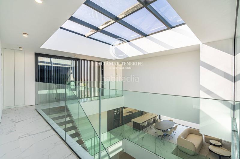 Foto 5244fdbe-1019-4ac9-926b-f13312aa9679. House with parking pool in Playa Fañabé Alto Adeje