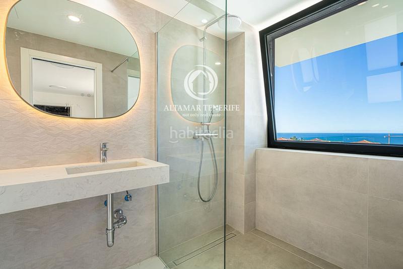 Foto a96f579d-14d7-4c0d-b5a0-74aefff1aa13. House with parking pool in Playa Fañabé Alto Adeje