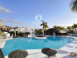 Apartamento  Adeje 300. Apartamento en playa paraíso  con terraza, garaje y piscina comu