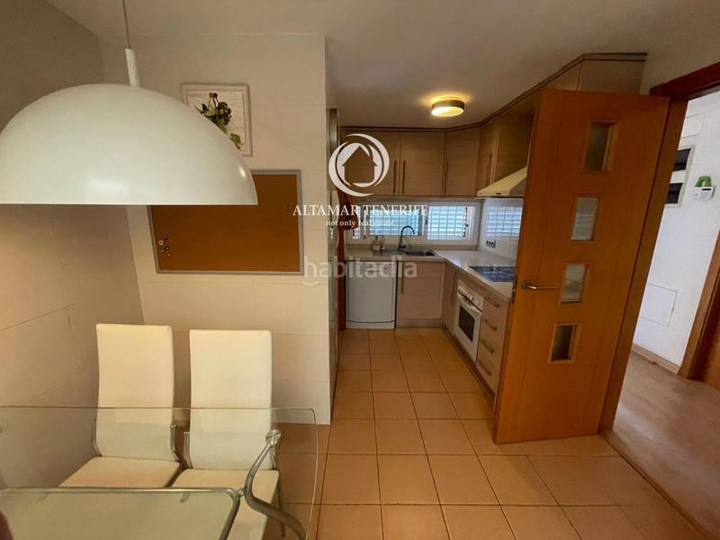 Foto 0bedc7bb-dcca-415f-8c0a-a856a1890f8f. Casa a schiera con parcheggio piscina in Casco Urbano Adeje