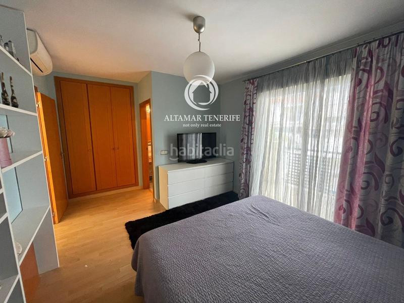 Foto ce38cc74-e023-4754-98c4-bec1eb60e580. Casa a schiera con parcheggio piscina in Casco Urbano Adeje