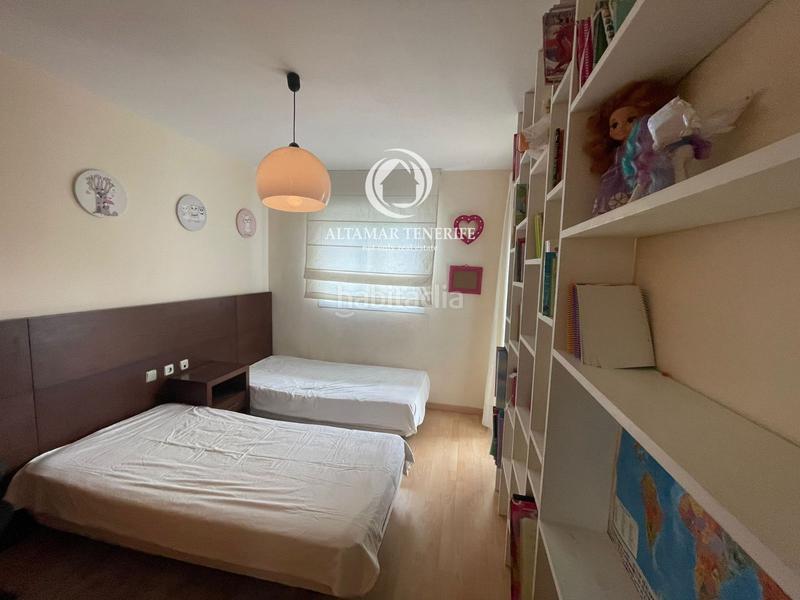 Foto f161c673-403a-49e4-b638-8ba27e776ef3. Casa a schiera con parcheggio piscina in Casco Urbano Adeje