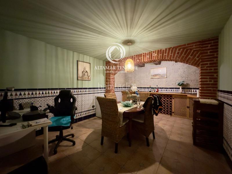 Foto 0693e906-1543-4152-a4f6-14fdc4be263c. Casa a schiera con parcheggio piscina in Casco Urbano Adeje