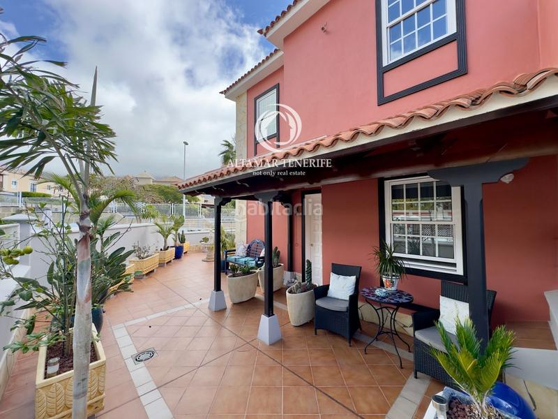 Foto 27fedc0d-6188-4c67-8772-9818d529364c. Casa a schiera con parcheggio piscina in Casco Urbano Adeje