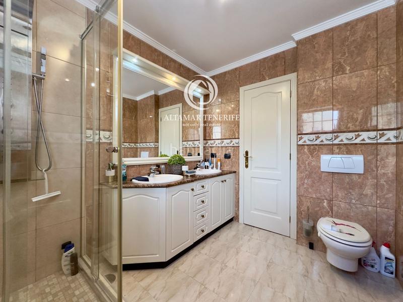 Foto 52355df6-a84e-4d20-b825-d1dc731e9c4f. Casa a schiera con parcheggio piscina in Casco Urbano Adeje