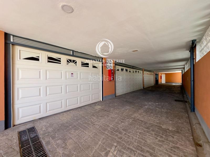 Foto 55cb7e24-100c-4cfa-b1e1-6b76b6cea28b. Casa a schiera con parcheggio piscina in Casco Urbano Adeje