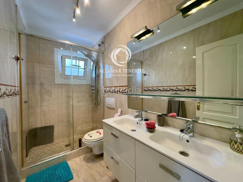 Foto 6430c681-8aa2-43bf-9214-16aa1d3e5627. Casa a schiera con parcheggio piscina in Casco Urbano Adeje