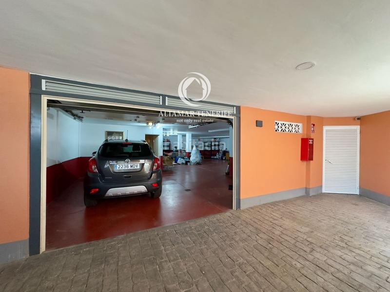 Foto 77e7b40b-8442-47fe-8cfb-2b4e8d093cff. Casa a schiera con parcheggio piscina in Casco Urbano Adeje