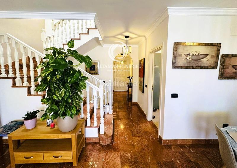 Foto 86363c19-630f-4d5b-86ca-ca4476740ef8. Casa a schiera con parcheggio piscina in Casco Urbano Adeje