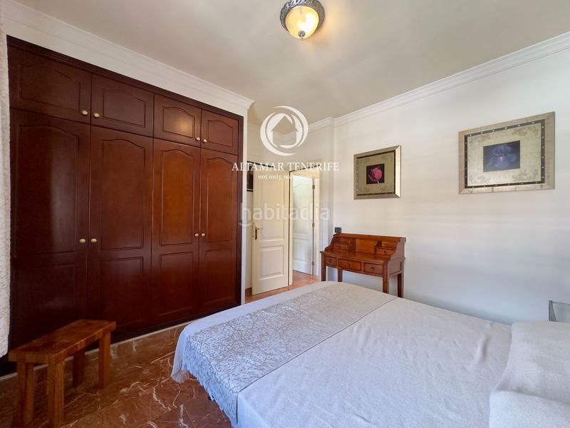 Foto b25e8d36-160c-4bed-84ba-8dd2846313c0. Casa a schiera con parcheggio piscina in Casco Urbano Adeje