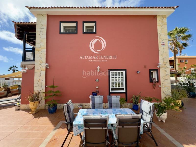 Foto c7f83a10-4940-4c1a-86d9-90a625d300e5. Casa a schiera con parcheggio piscina in Casco Urbano Adeje