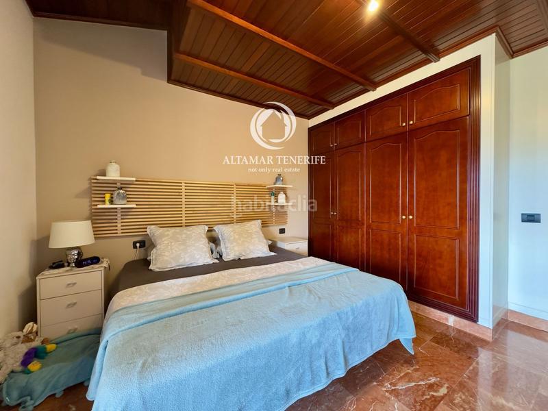 Foto e2aa8745-e9ad-45da-8edf-a4ec10be40f6. Casa a schiera con parcheggio piscina in Casco Urbano Adeje