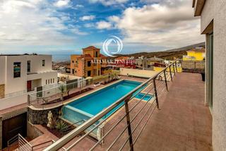 Casa  Barrio torviscas centro y alto. Villa en roque del conde