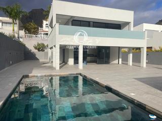 Casa a Playa Fañabé Alto. Nueva villa en venta en el madroñal de fañabe