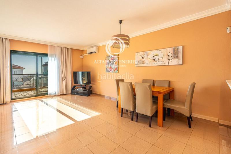 Foto 8d9743c1-f0f8-4c0e-9cee-aa628009f98d. Appartement avec parking piscine dans Playa del Duque Adeje