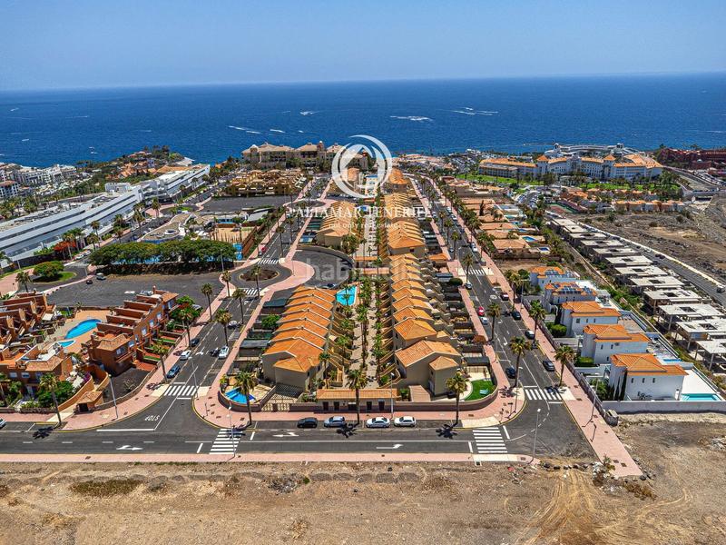Foto c13cf95e-1434-4c73-b658-870f43f5a48e. Appartement avec parking piscine dans Playa del Duque Adeje