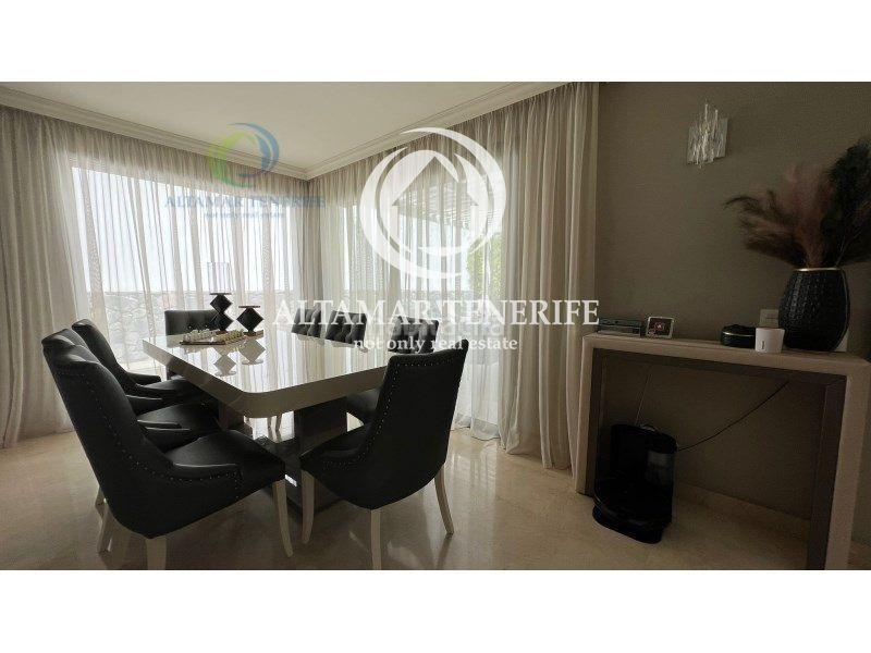 Foto 89da687e-4ed6-4d2d-a2c6-c7457c169e53. Apartament amb aparcament a La Caleta Adeje