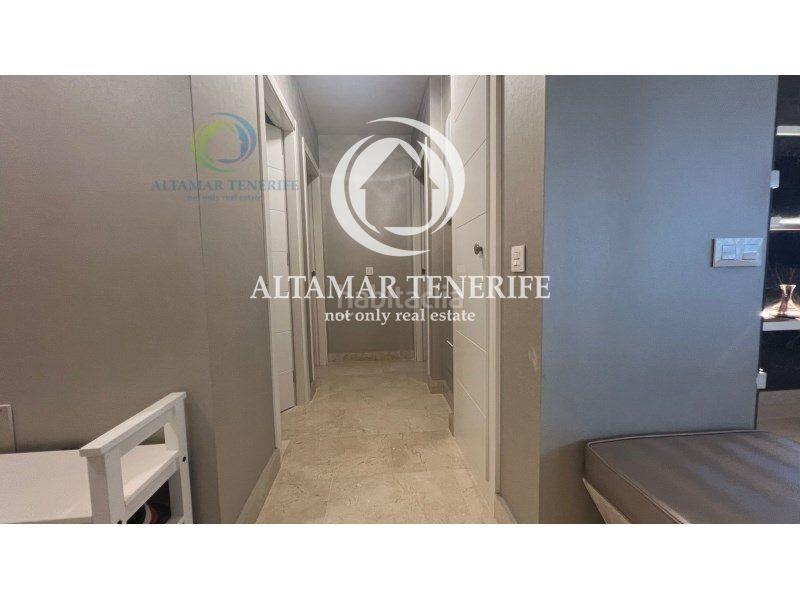 Foto 9d870163-0fb1-422d-a5b7-73be234815fe. Apartament amb aparcament a La Caleta Adeje