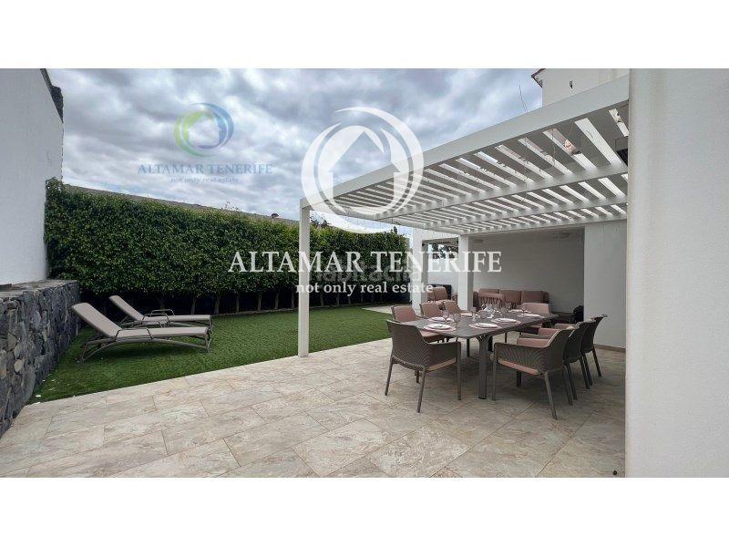 Foto a0928dd9-f51b-4d8e-93de-c883f8f565f8. Apartament amb aparcament a La Caleta Adeje