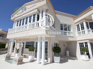 Casa a La Caleta. En adeje