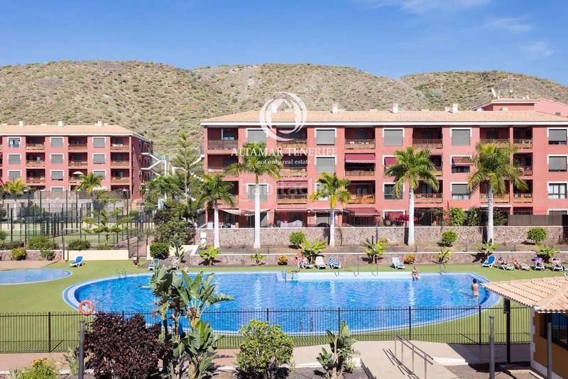 Foto f3bb224f-4013-4321-833a-4477156a894f. Location appartement avec piscine dans Palm - Mar Arona