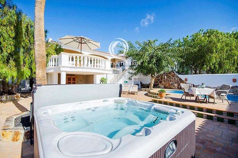 Foto 4270aec0-60f1-4f35-ab75-6dbeb8f0bf0e. Casa amb aparcament piscina a Callao Salvaje - Playa Paraíso Adeje