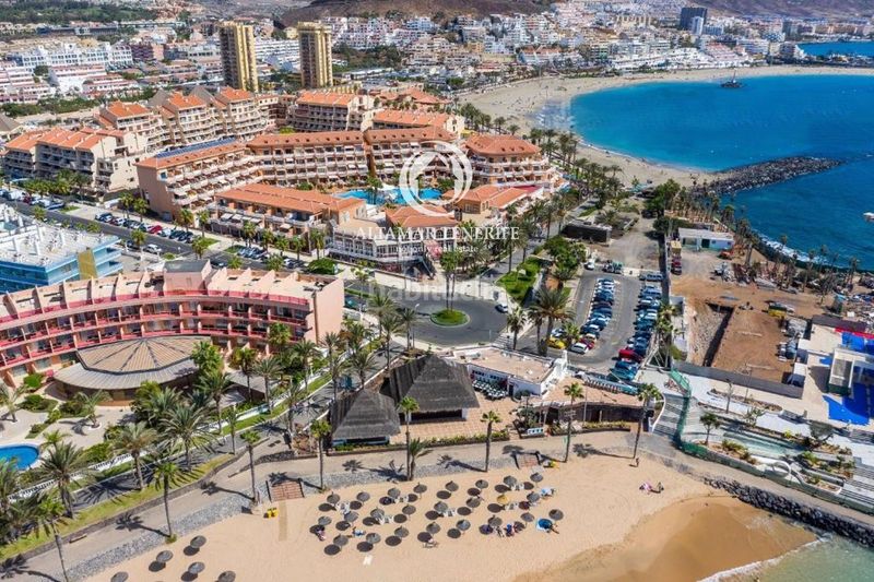 Foto ba0201b3-a7b0-47b8-a619-4f9c98d0cd52. Apartament amb piscina a Playa de las Américas Arona
