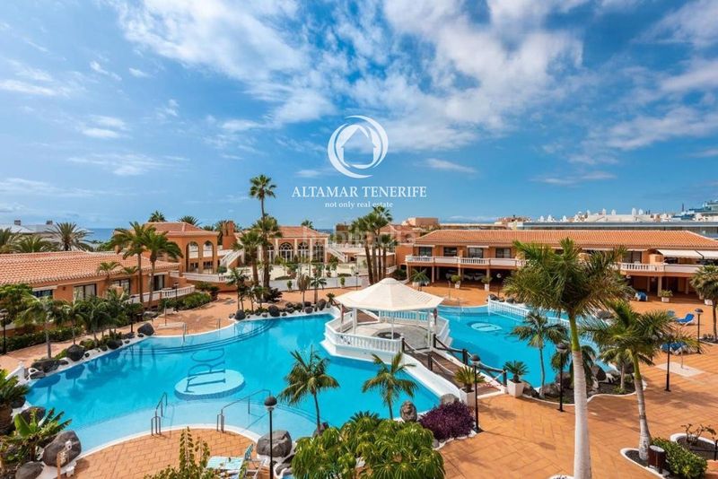 Foto f69c878f-9695-44f4-a9a1-8edfe4879306. Apartament amb piscina a Playa de las Américas Arona