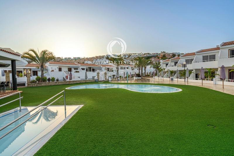 Foto 49a77799-03c9-4ed2-9fd1-321a201e1471. Apartament amb piscina a San Eugenio Alto Adeje