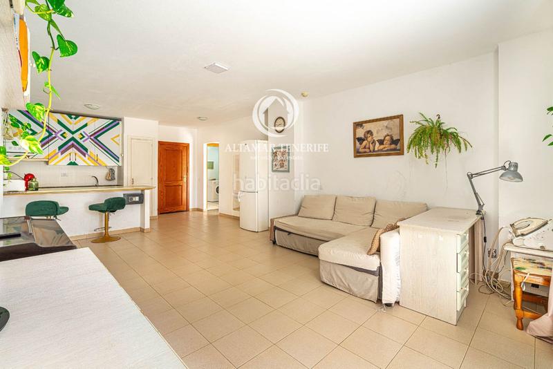 Foto 9233ab50-ea6f-4745-a6be-d156680dcfd0. Apartament amb piscina a San Eugenio Alto Adeje