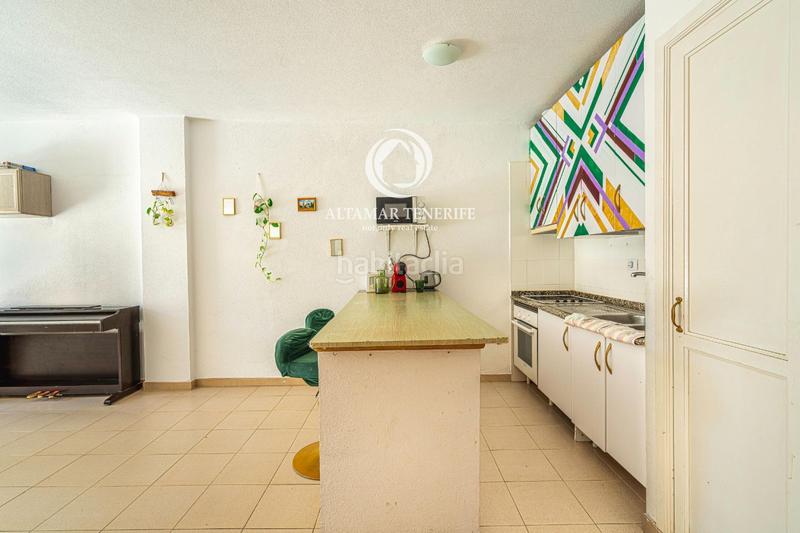 Foto c25bd245-9704-4623-8b39-b0440d0a346a. Apartament amb piscina a San Eugenio Alto Adeje