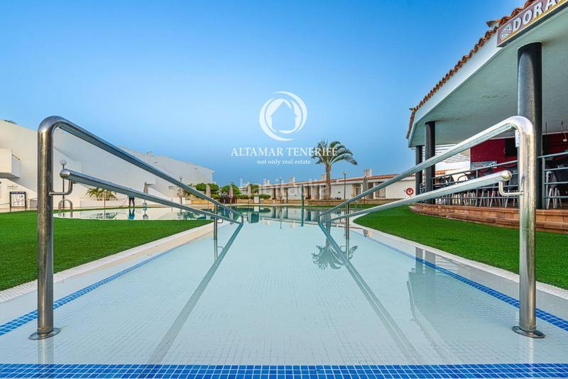 Foto db7b1693-3bc1-4341-a375-c44761e97f15. Apartament amb piscina a San Eugenio Alto Adeje