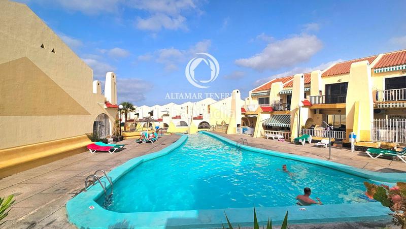 Foto ee0a9b2c-92f6-4933-b2b4-aefe5acbe974. Apartament amb piscina a Torviscas Bajo Adeje