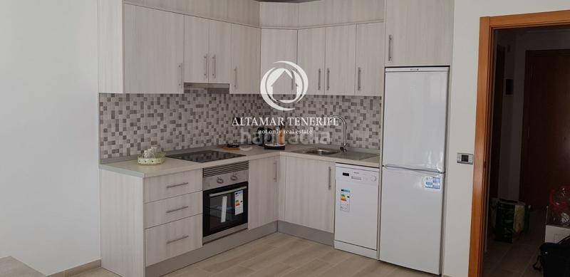 Foto b5d3ec96-6bf8-418c-9cea-fcac0ad171d8. Miete appartement mit pool in Callao Salvaje - Playa Paraíso Adeje