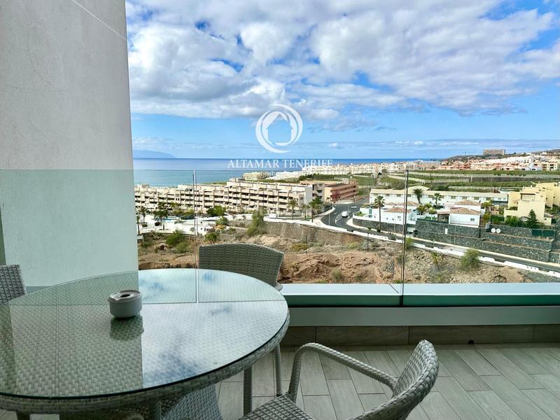 Foto 52f6d342-3feb-4cd8-9fba-46f9a12b1e37. Apartament amb piscina a Callao Salvaje - Playa Paraíso Adeje