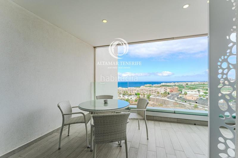 Foto 8d5ad599-a540-4992-b350-ecc16cb6ddb3. Apartament amb piscina a Callao Salvaje - Playa Paraíso Adeje