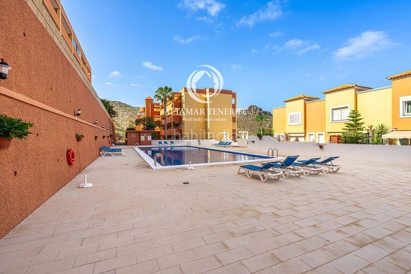 Foto 13511bb7-4e41-446d-92da-f73d29fc4216. Casa adossada amb aparcament piscina a Torviscas Centro y Alto Adeje