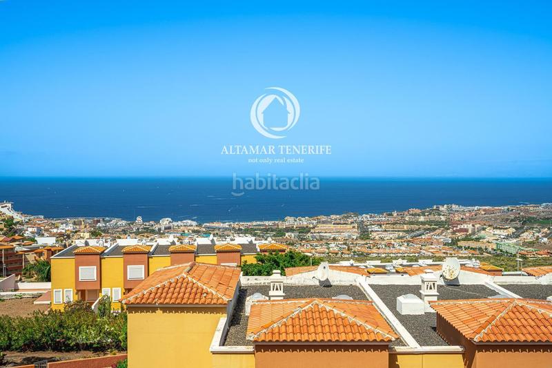 Foto 38eb9a6d-238e-4a26-a2f5-0939ad61f1b2. Casa adossada amb aparcament piscina a Torviscas Centro y Alto Adeje